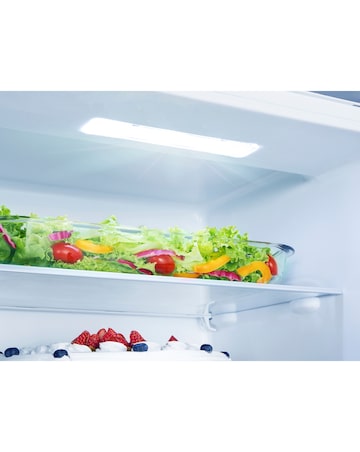 Hisense RIB291F4AWE 177cm High 50/50 Integrated Frost Free Fridge Freezer White