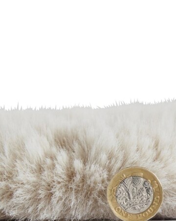 Think Rugs Supersoft Faux Fur Sheepskin Rug