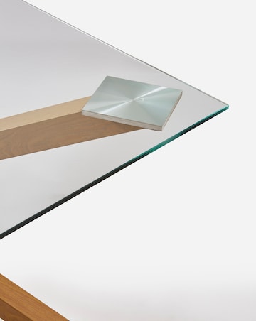 Bodie Oak Effect 6 Seater Dining Table