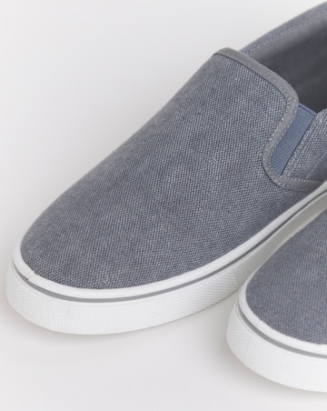 Basic Lace Up Canvas Pump Wide Fit
