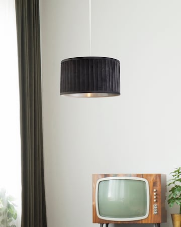 Pleated Velvet Grey Shade