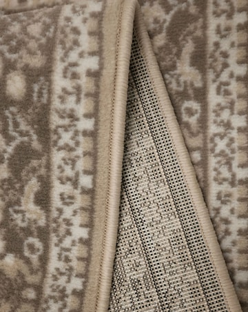 Traditional Medallion Woven Rug