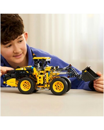 LEGO Technic Volvo L120 Electric Wheel Loader