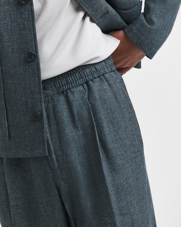 Tailored Chambray Trouser