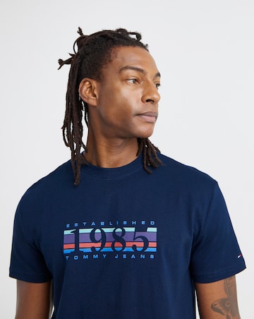 Tommy Jeans Short Sleeve 1985 Graphic T-Shirt - Navy