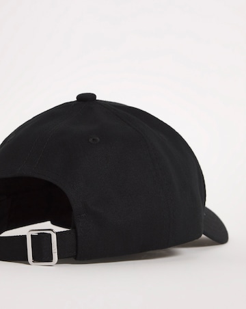 BOSS Black Iconic Logo Cap