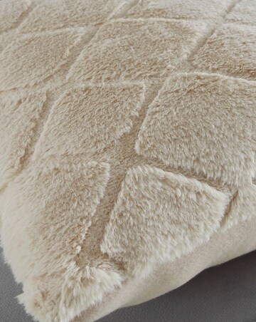 Catherine Lansfield Cosy Diamond Cushion