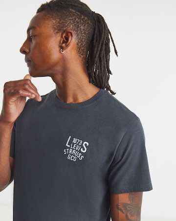 Levi's Short Sleeve Relaxed Fit Logo T-Shirt - Black