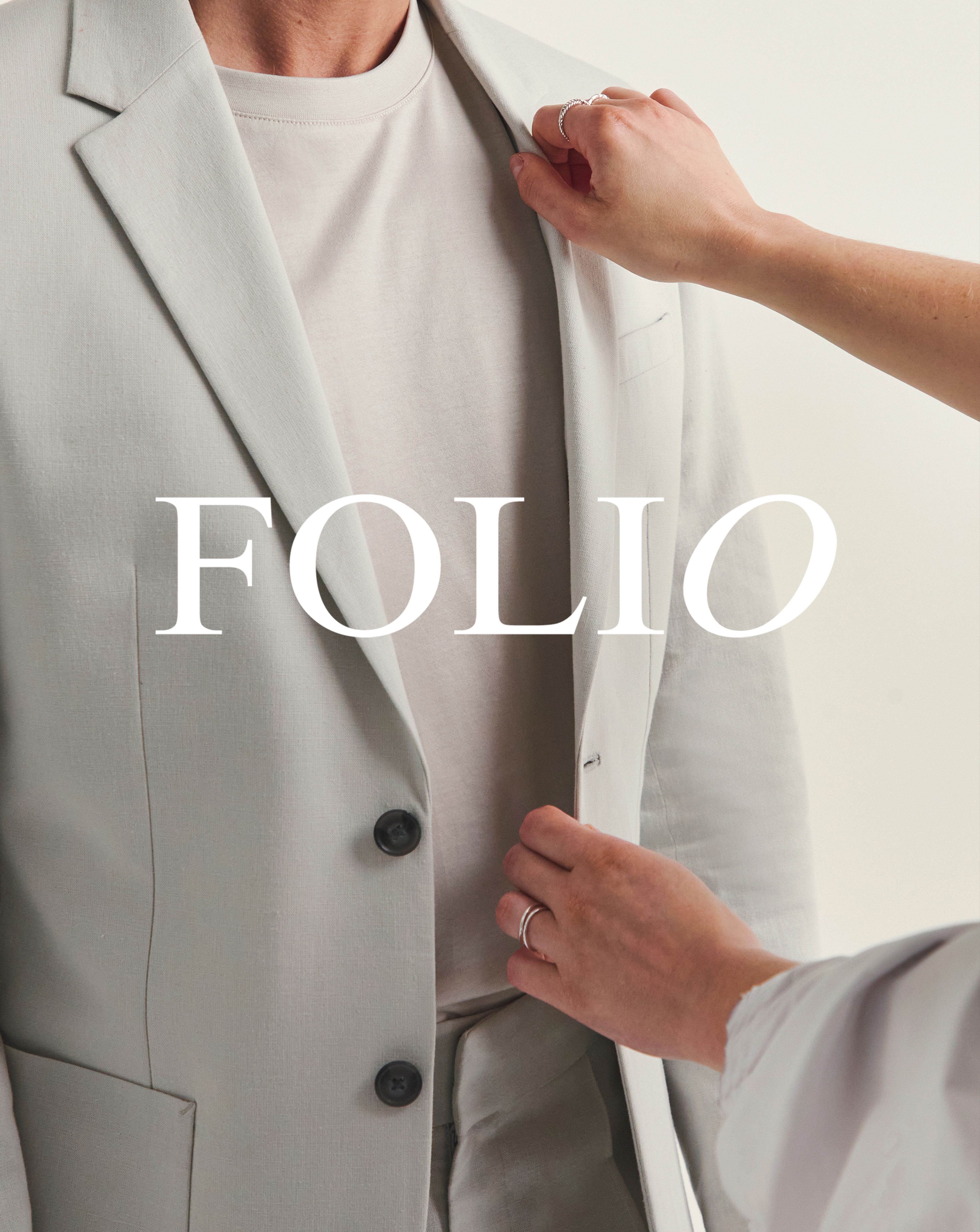 FOLIO.
Folio Tailored Linen Patch Pocket Blazer pictured