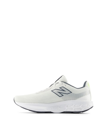 New Balance 520 Trainers