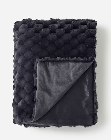 Scallop Faux Fur Throw - Charcoal
