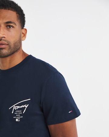 Tommy Jeans Short Sleeve Signature Back Print T-Shirt - Navy