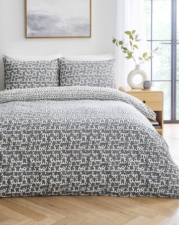 Nico Spot Duvet Cover Set