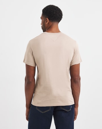 Tommy Jeans Short Sleeve Slim Flag T-Shirt - Taupe