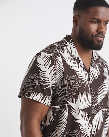 Leaf Print Revere Collar Shirt