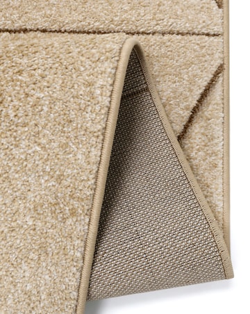 Sara Carved Triangle Rug