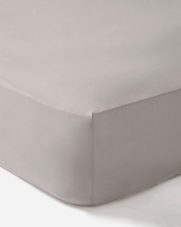 Non Iron Plain Dye 30cm Fitted Sheet