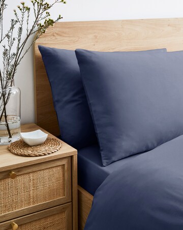 Pure Cotton 200 Thread Count Pillow Case Pair