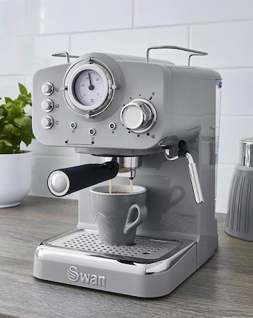 Swan Digital Pump Espresso Coffee Machine With Milk Frother