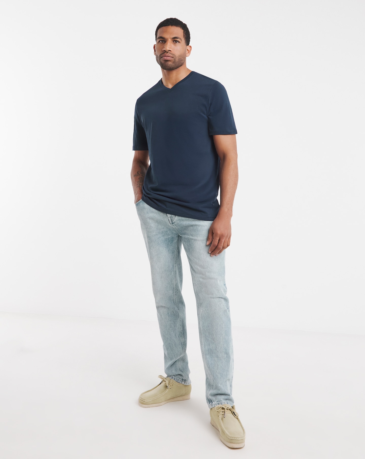 ち*ん様 Ex Hand St V Neck Tee Ex Hand St V Neck Tee V-neck tess | Men Collection | FREE IN ST