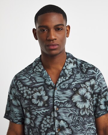 Hawaian Print Cuban Collar Shirt