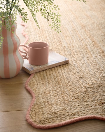 Jute Escallop Rug