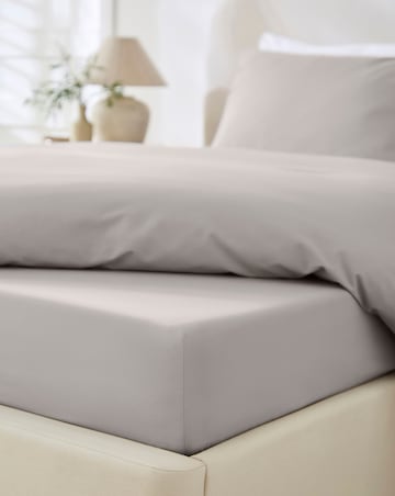 Pure Cotton 200 Thread Count Extra Deep 38cm Fitted Sheet