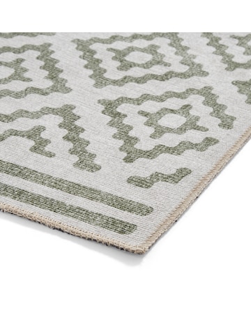 Think Rugs Coral Geometric Rug