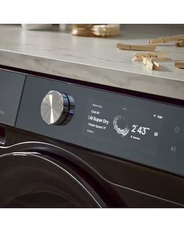 Hisense 7 Series DH7S107BB AI Wifi-enabled 10kg Heat Pump Tumble Dryer - Black