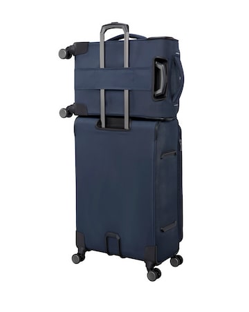 IT Luggage Teleported Medium Suitcase