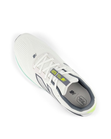 New Balance 520 Trainers