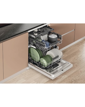 Hotpoint HD7FHP33UK Full Size Dishwasher - 14 Place Settings - White