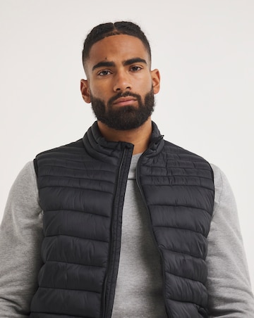 Black Lightweight WR Padded Gilet
