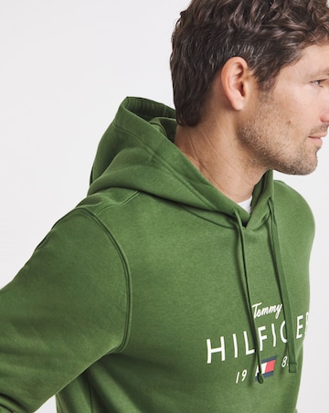 Tommy Hilfiger Logo Hoodie - Pine Green