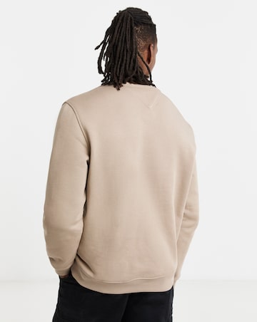 Tommy Jeans Tonal Badge Crew Sweatshirt - Taupe