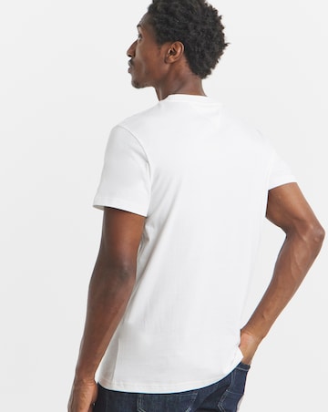Tommy Jeans Short Sleeve Flag Graphic T-Shirt - Ecru