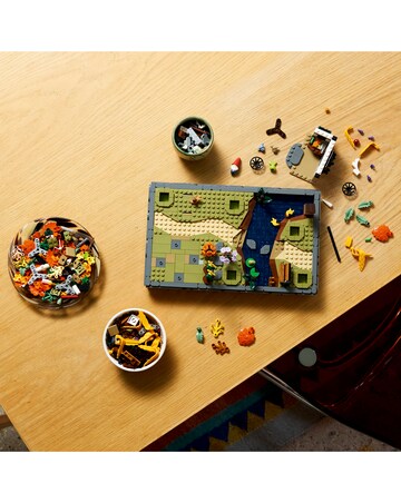 LEGO Icons Autumn Cottage Garden 11372