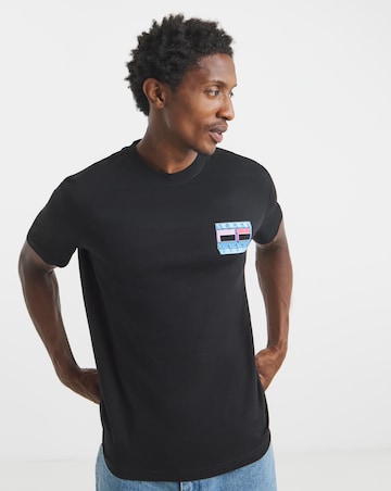 Tommy Jeans Short Sleeve DNA Flag T-Shirt - Black