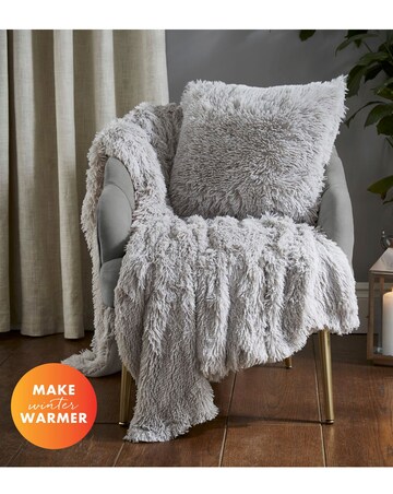 Catherine Lansfield Shaggy Fleece Cushion