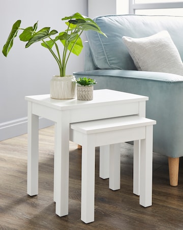 Dakota Nest of Tables