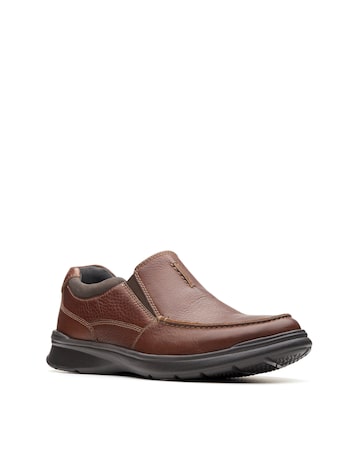 Clarks Cotrell Free Shoes Wide Fit - Tobacco
