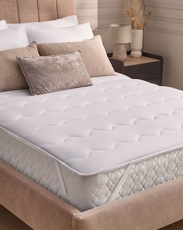 Silentnight Hotel Collection Mattress Protector