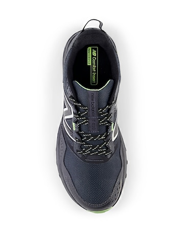 New Balance 410 V8 Trainers