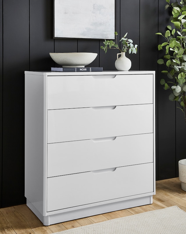Ellia 4 Drawer Small Chest Of Drawers - White