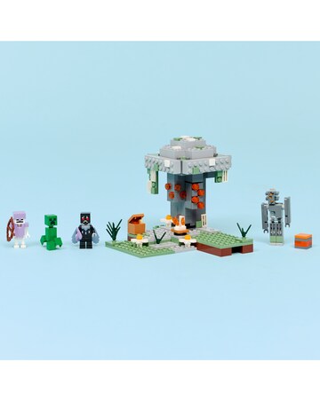 LEGO Minecraft The Pale Garden 21586