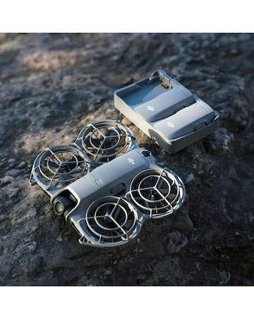 DJI Neo 2 Fly More Combo