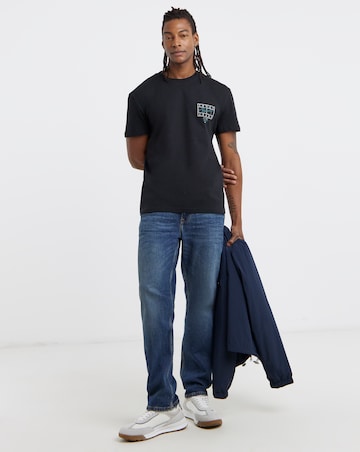 Tommy Jeans Short Sleeve Signature Spray Back Print T-Shirt - Black