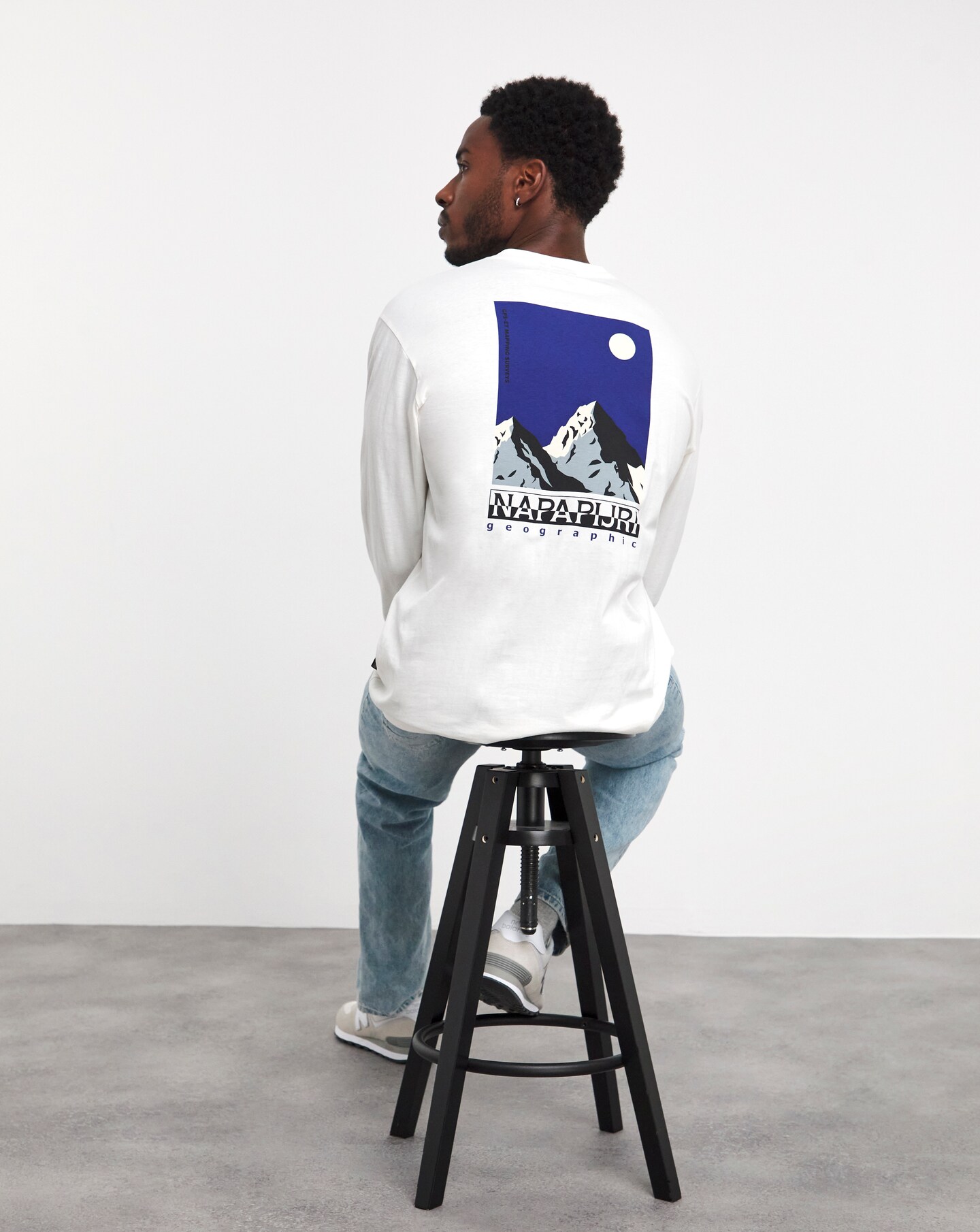 送料込★NAPAPIJRI★ S-Telemark 1 長袖Tシャツ Napapijri Telemark Long Sleeve T-Shirt - White | Jacamo
