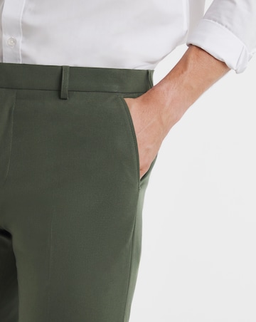 Tapered Fit Flat Front Stretch Trouser