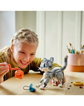 LEGO Creator Playful Cat 31163